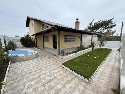Casa para Venda, em Cidreira, bairro Centro, 3 dormit�rios, 5 banheiros, 1 su�te, 2 vagas